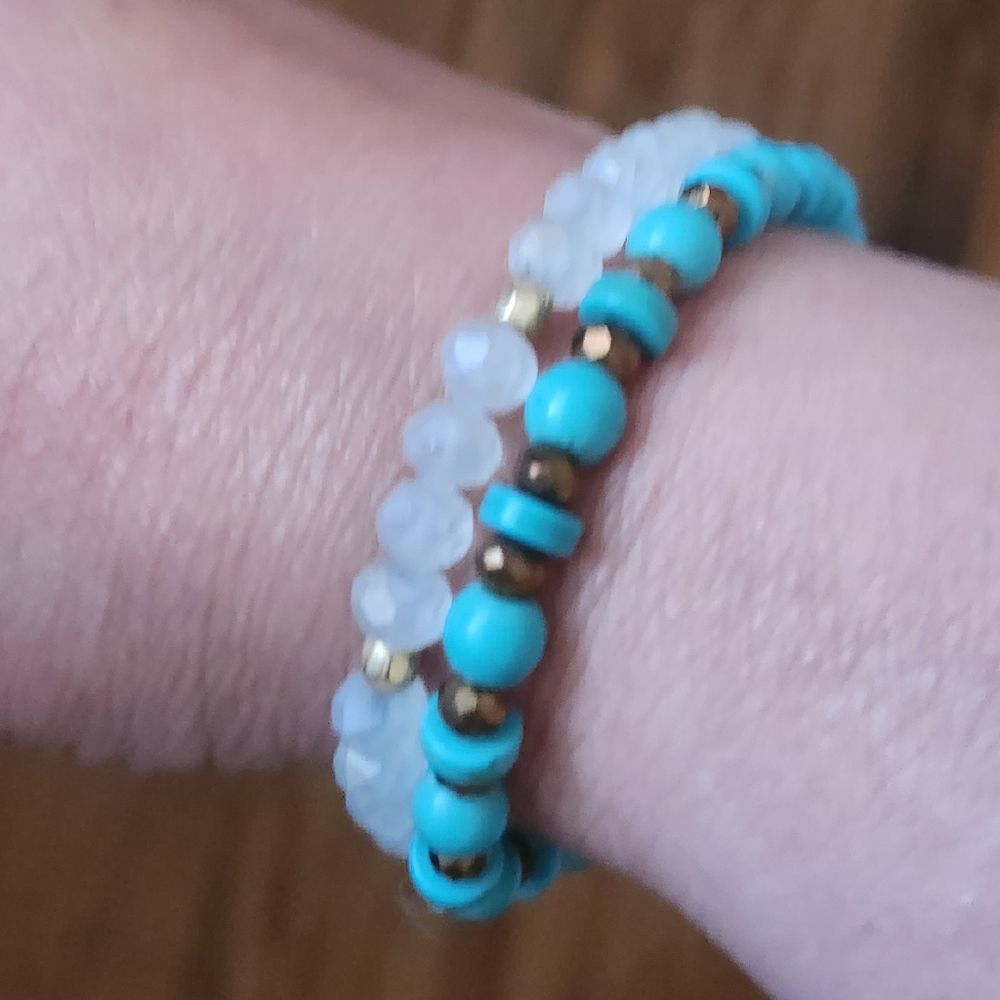 2 Seed Beads Bracelets Turquoise/Gold+ White/Gold - Picture 5 of 5
